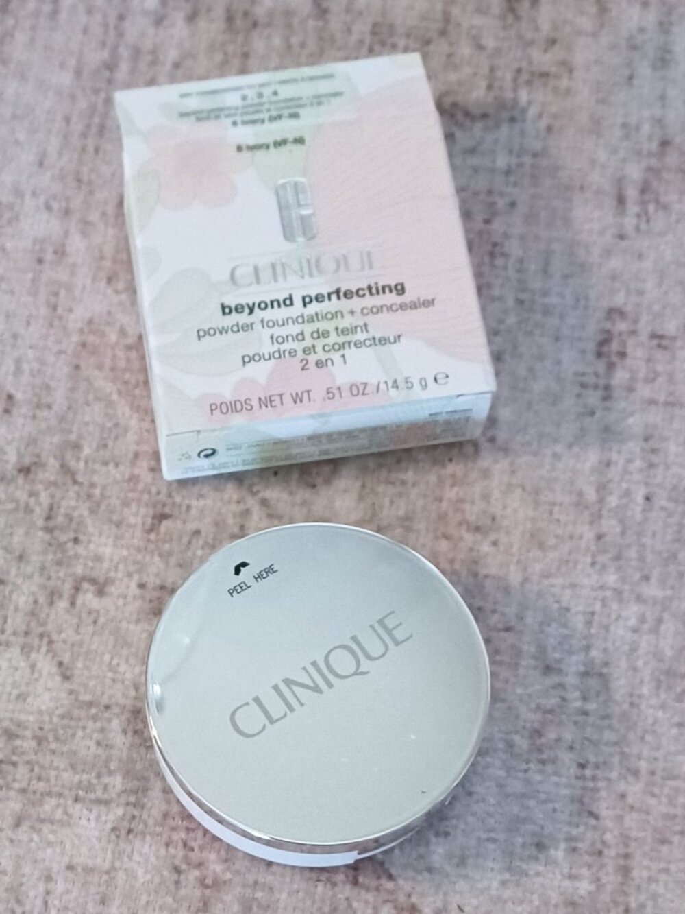 New Clinique 6 Ivory Beyond Perfecting Powder Foundation + Concealer
